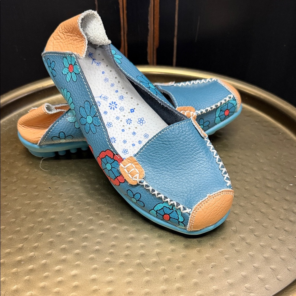 Wei Deng Floral Blue and Tan Leather Shoes
